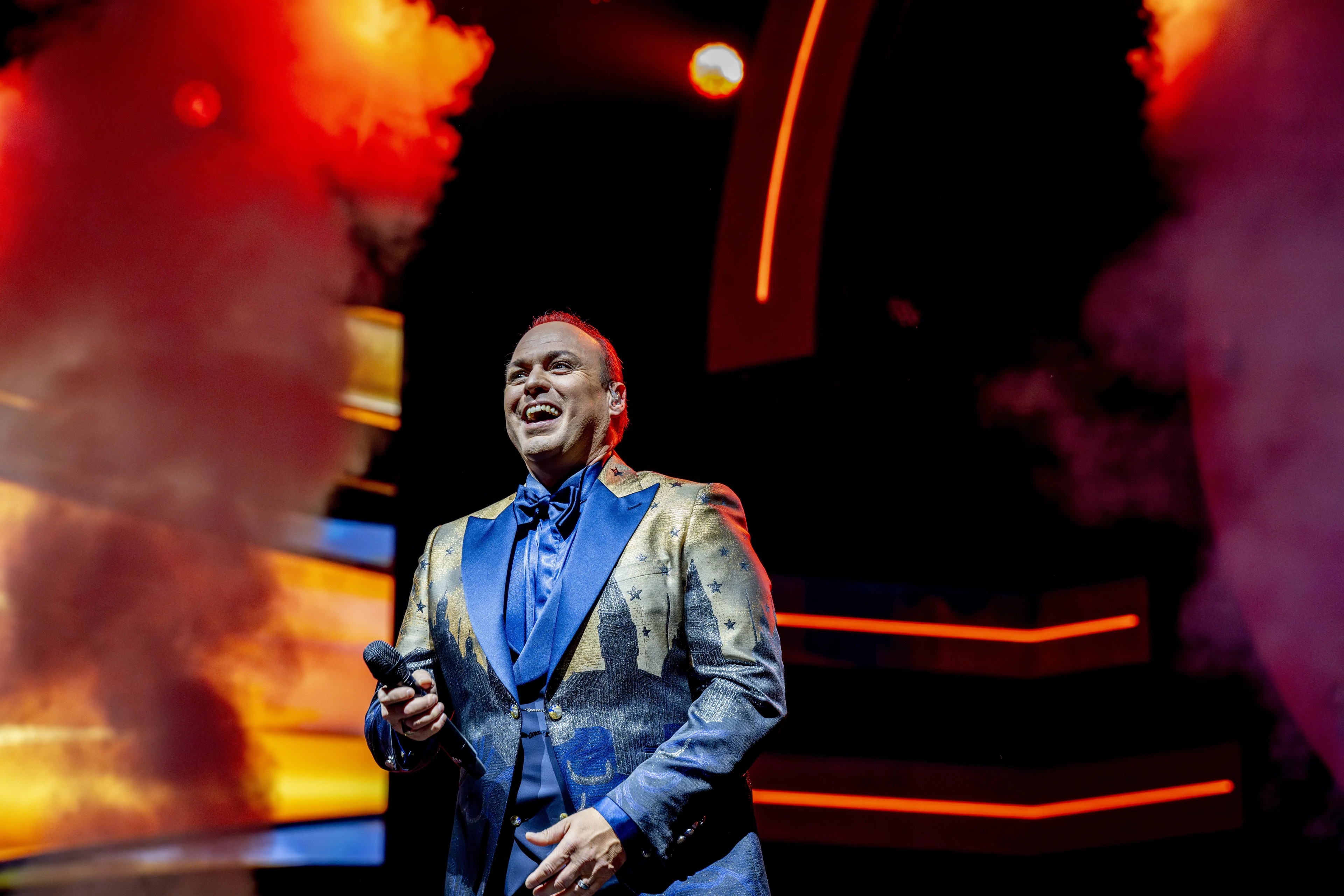 Frans Bauer kondigt theatertour aan: "Vol leuke muzikale verrassingen"