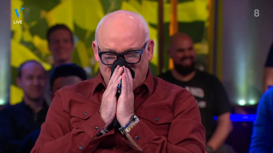 René snuit neus in VI-boxer: 'Lekker man'