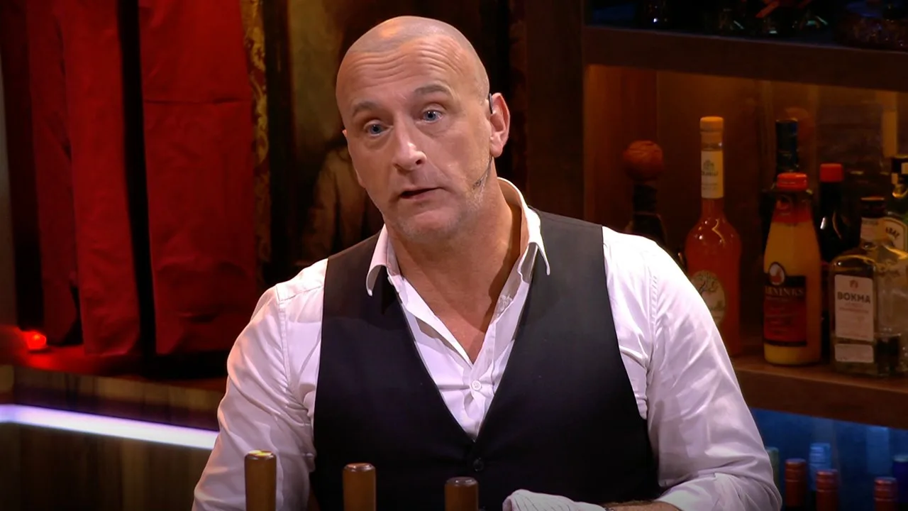 Barman heeft spijt van rol in Café Hendriks & Genee