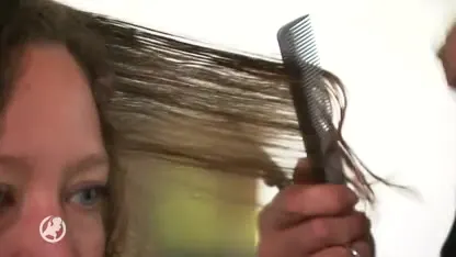 Kapster Lucia kan niet knippen in haar eigen kapsalon