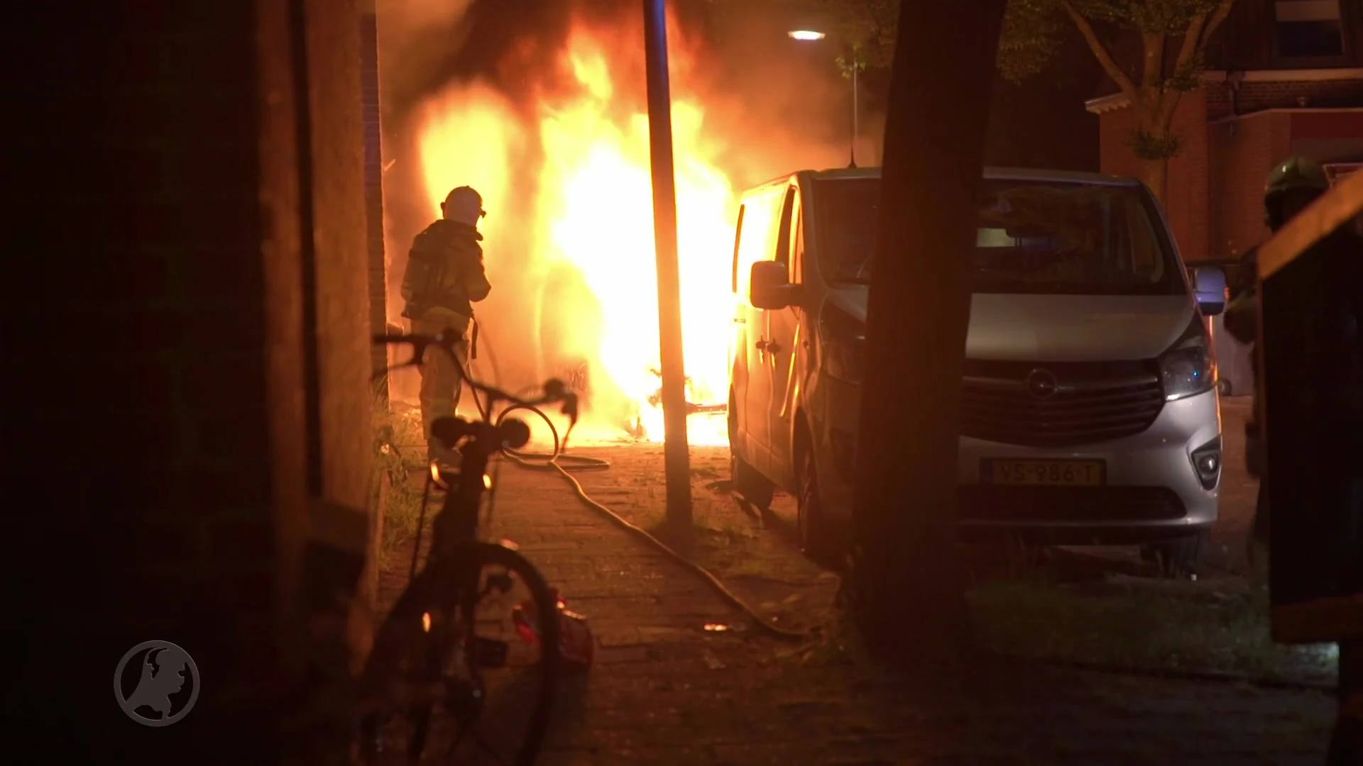 Burgemeester is autobranden in Deventer zat