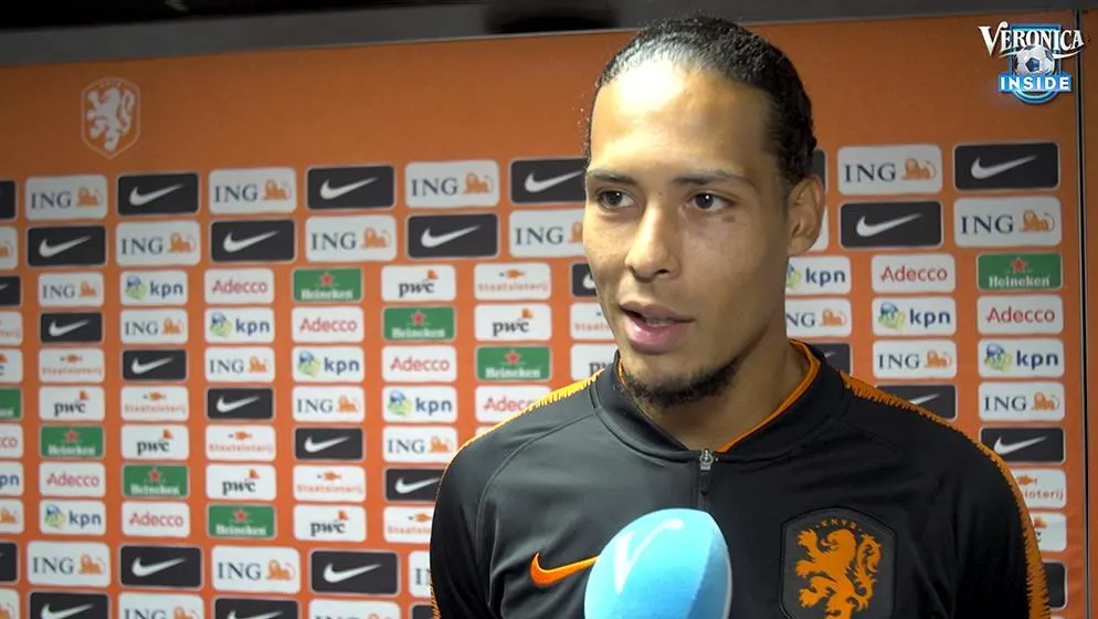 Van Dijk verongelijkt: 'De eerste helft was niet dramatisch'
