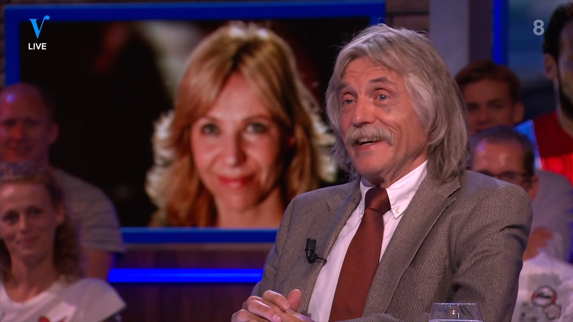 Johan doet nog steeds stoute dingen: 'Zelfs Claudia de Breij is langsgeweest'