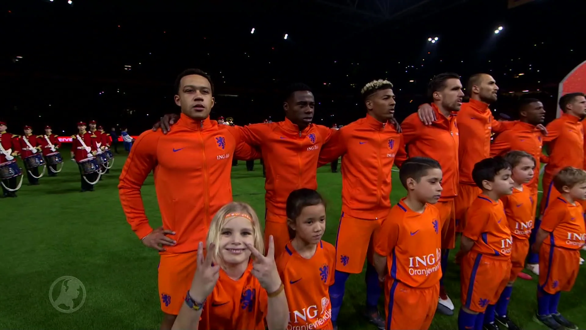 6-jarige Puck hoopt dat Depay haar imiteert mocht hij scoren tegen Portugal