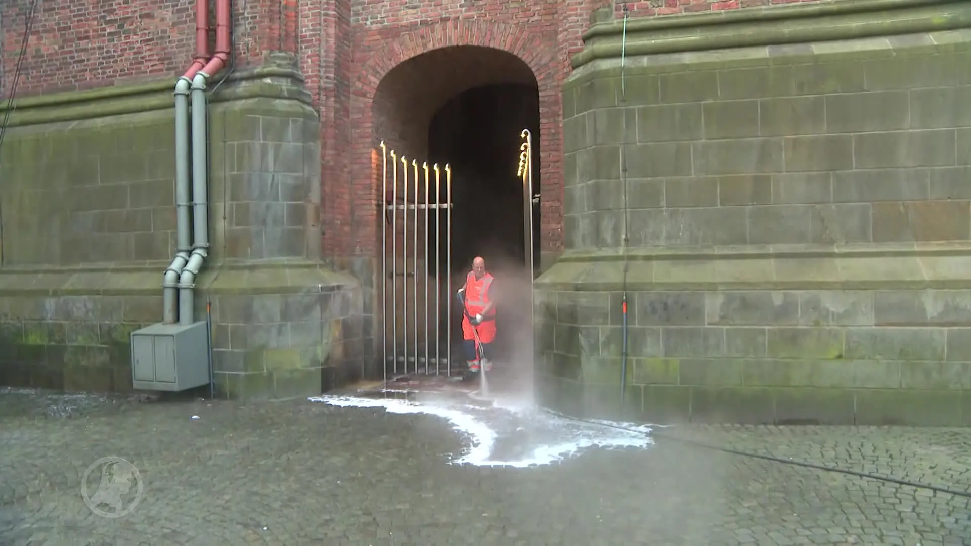 De eerste Oranjefans staan al klaar in Groningen