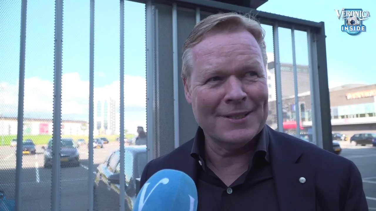 Koeman grapt: 'Alleen maar last van Van Persie gehad'