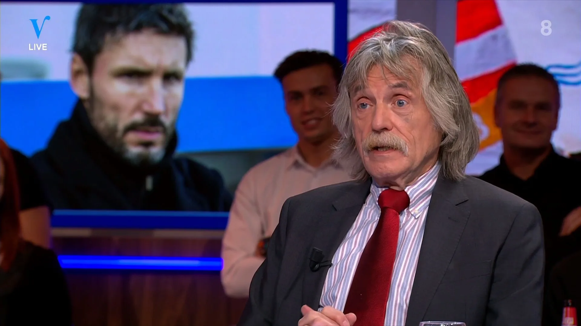 Johan over ontslag Van Bommel: 'Zijn trainerscarrière is vernietigd'