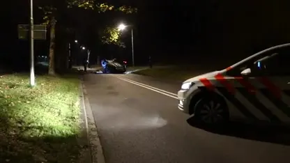 Auto over de kop bij Kerkrade, bestuurder en inzittenden nog spoorloos