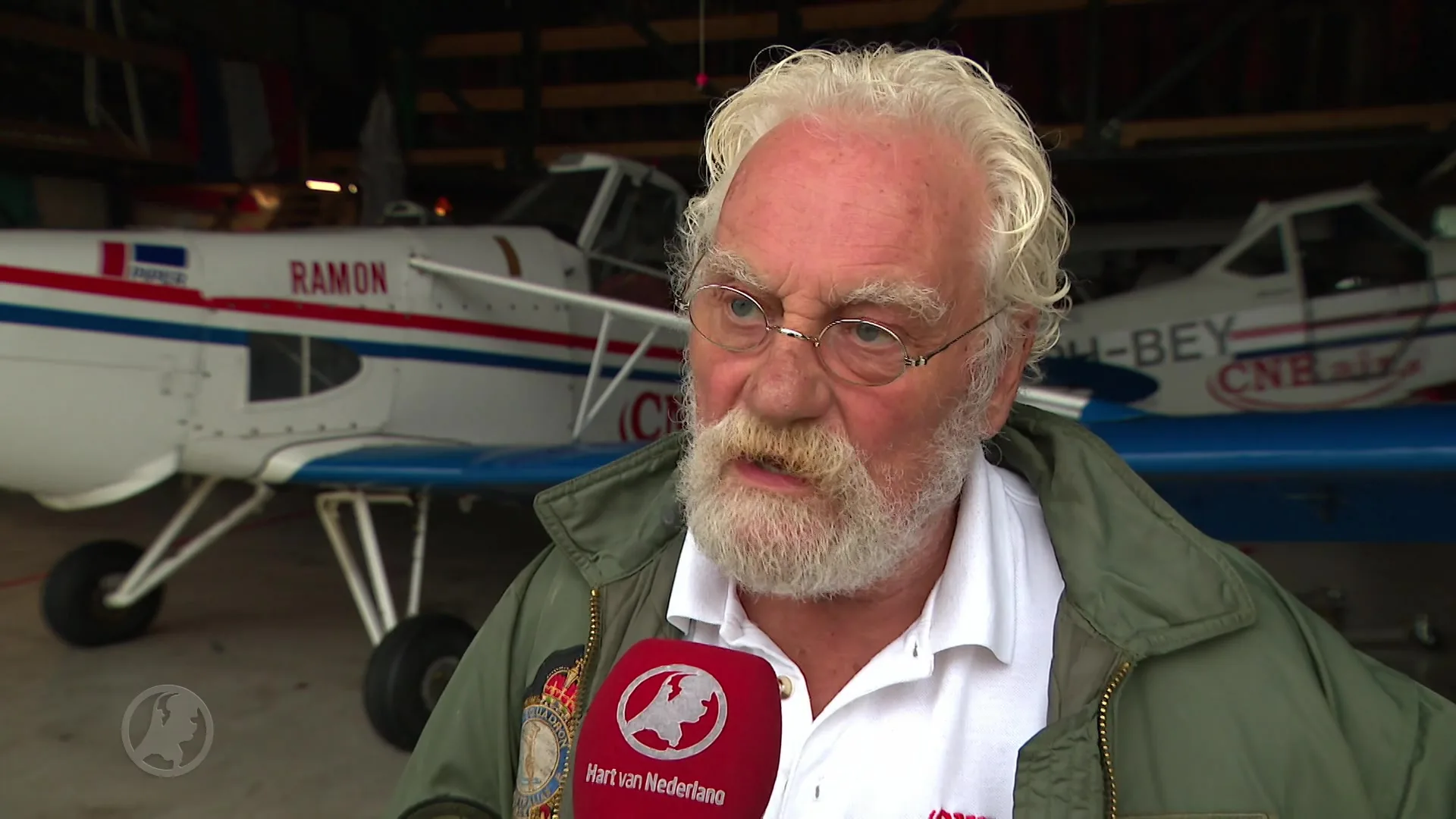 Overleden piloot Hans herdacht: 'Onbegrijpelijk wat er misging'