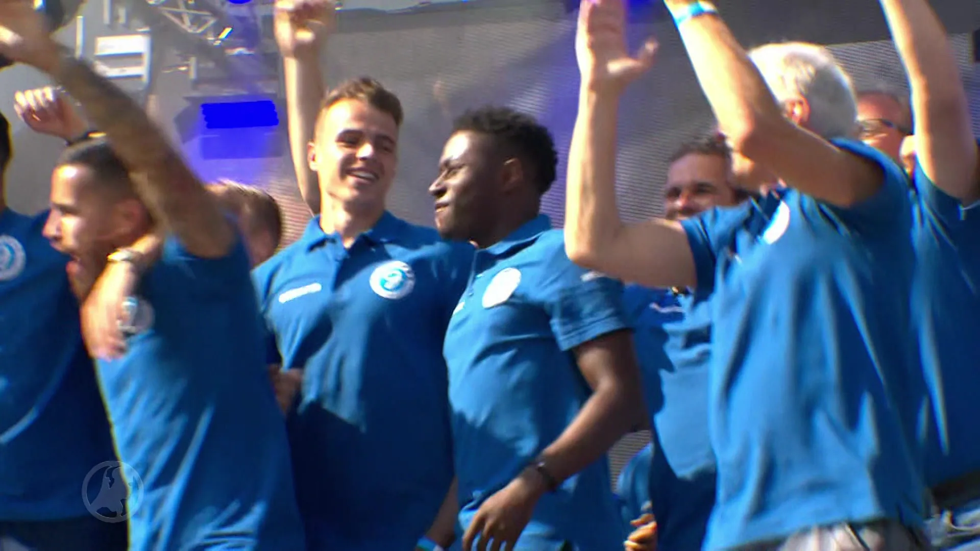 Groot feest: duizenden fans bij huldiging De Graafschap