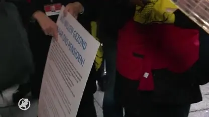 'Schoonmaak-zombies' overspoelen Schiphol voor betere cao