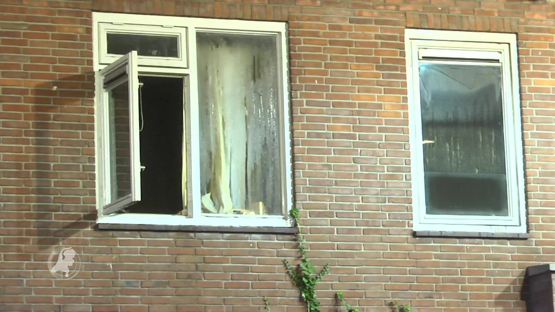 Wietplantage ontdekt naast uitgebrand rijtjeshuis Steenwijk