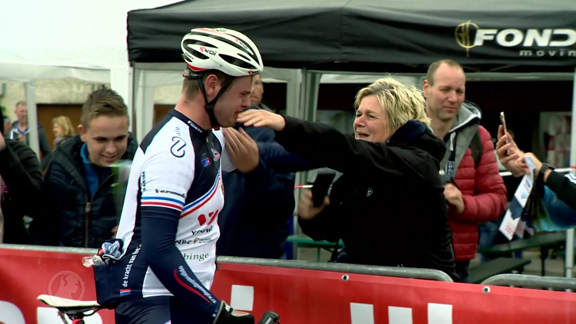 Duizenden bikkels doen mee aan de Alpe d'HuZes - V2