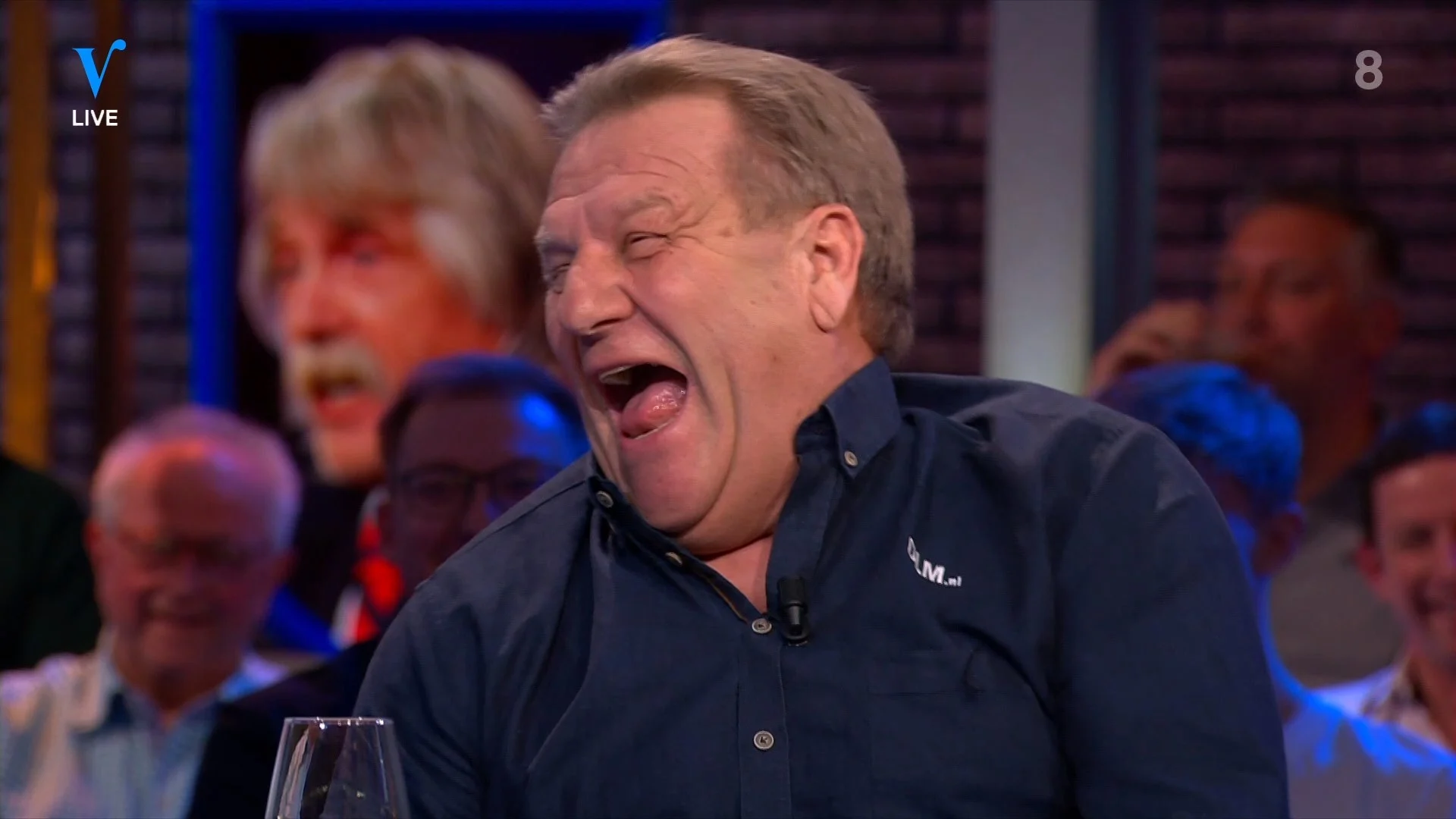 René grapt: 'Stel je voor dat Jan van de trap valt'