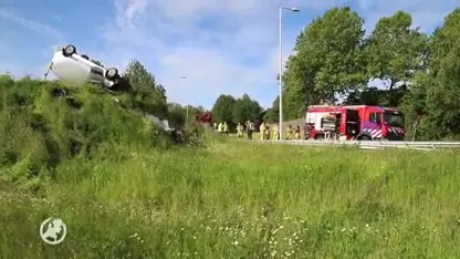 Bijrijder busje overleden door ongeval op A76