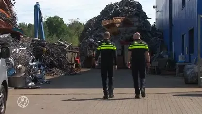 Inval bij Limburgs metaalrecyclingsbedrijf: voor miljoenen aan goud, cash en dure auto's gevonden