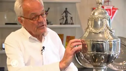 Deze man zorgt er elk jaar weer voor dat de KNVB-beker er als nieuw uitziet
