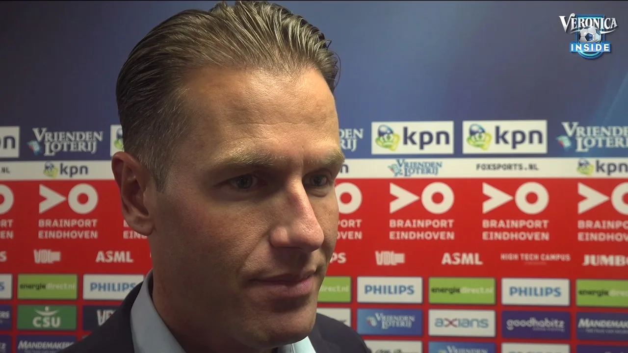 Danny Makkelie reageert op vermeende handsbal bij goal ADO