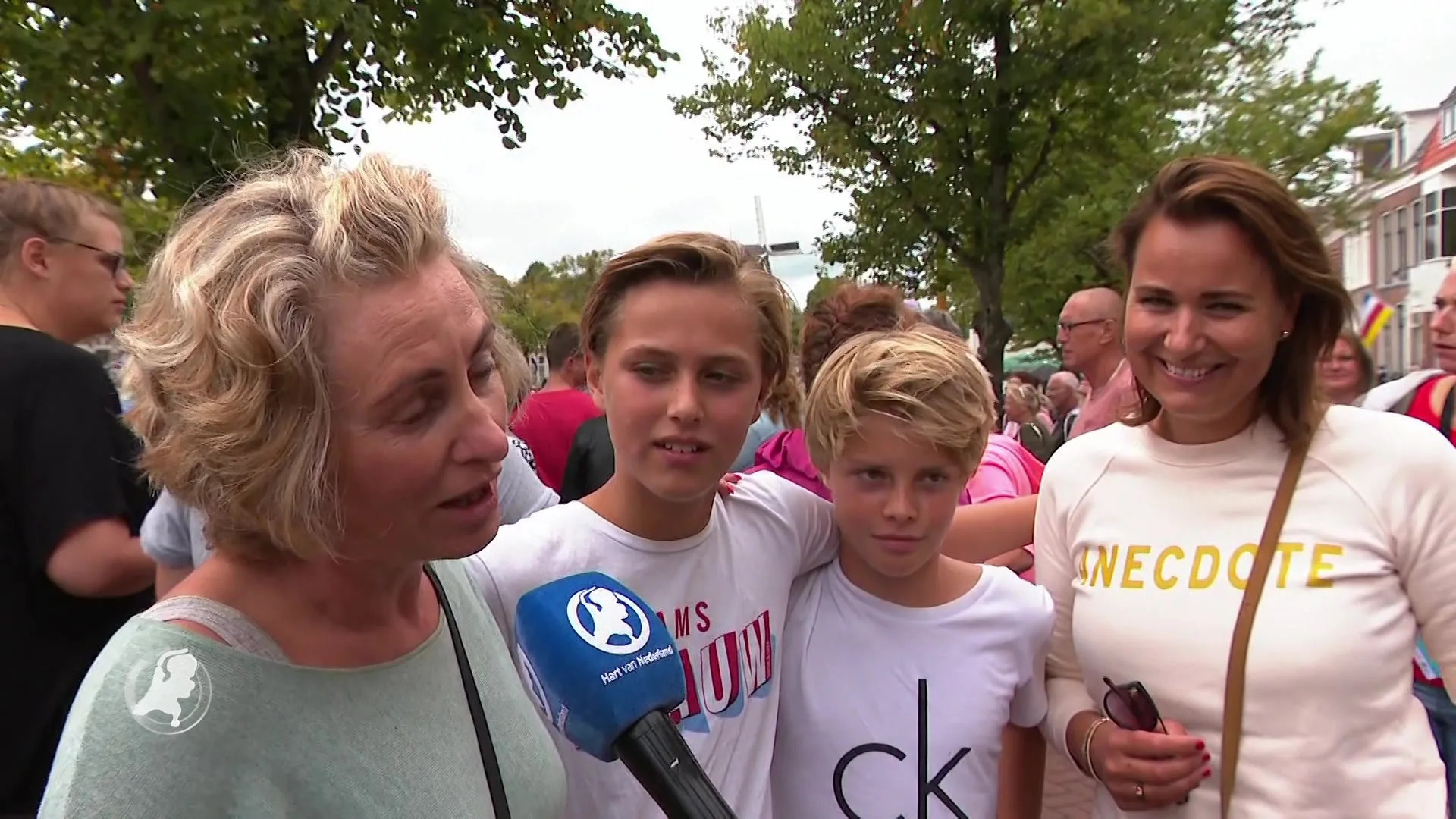 Dít doet 163 kilometer zwemmen met je handen en voeten