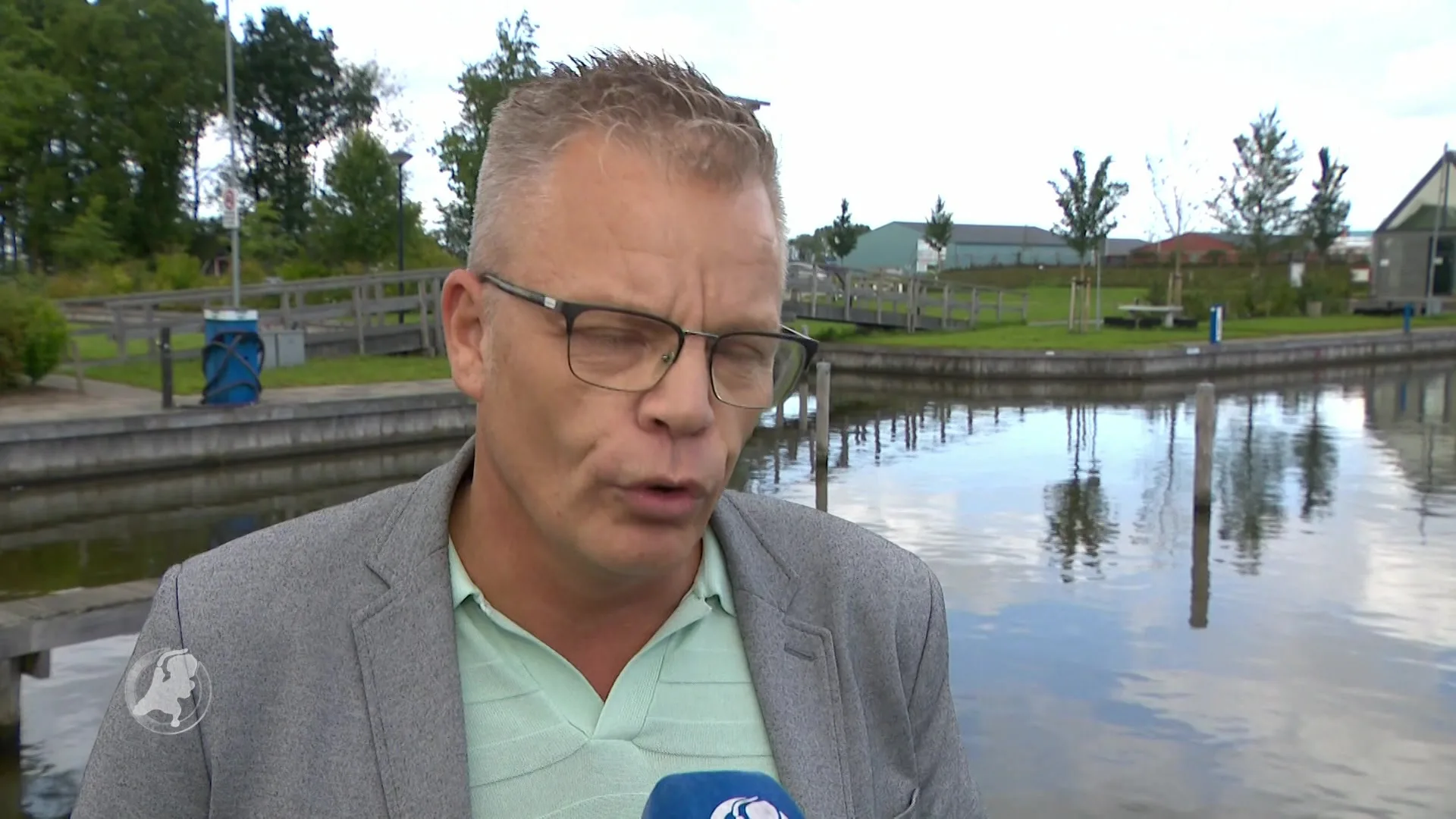 Friezen zamelen geld in voor monument Elfstedenzwemtocht