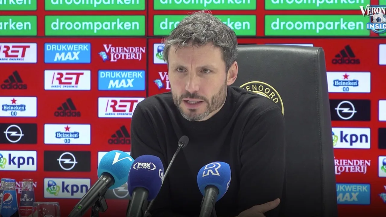 Van Bommel: 'Niet gek als je hier met 2/3 goals verschil wint'