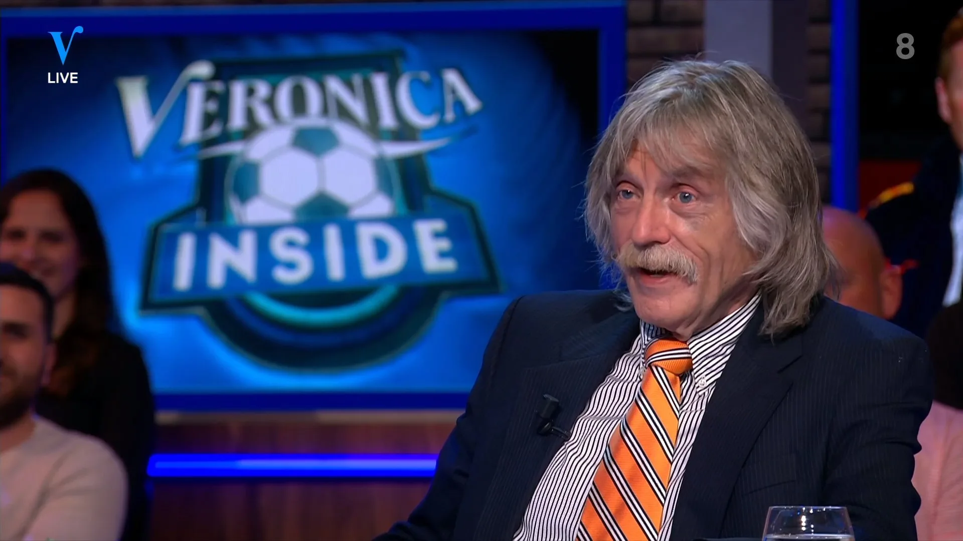 Johan reageert op stoppen 6 Inside: 'Onze lieve heer bestaat schijnbaar'