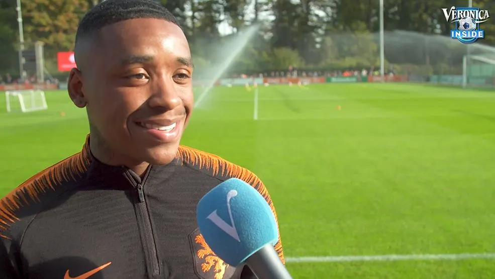 Bergwijn tegen Wilfred: 'Ik ga Jetlag van Broederliefde doen'