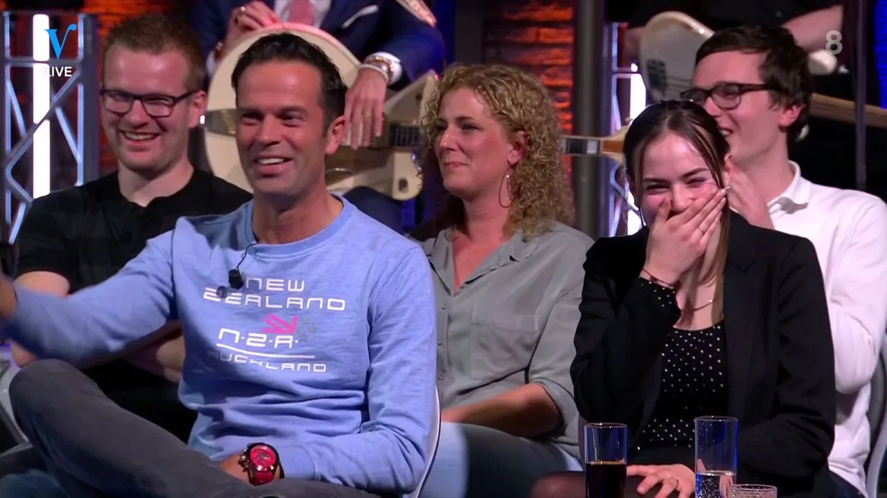 Vriendin Bas Nijhuis krijgt sms'je van vader