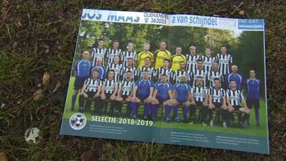 Zoon van Feyenoord-fanaat voetbalt tegen de Rotterdammers in bekerwedstrijd