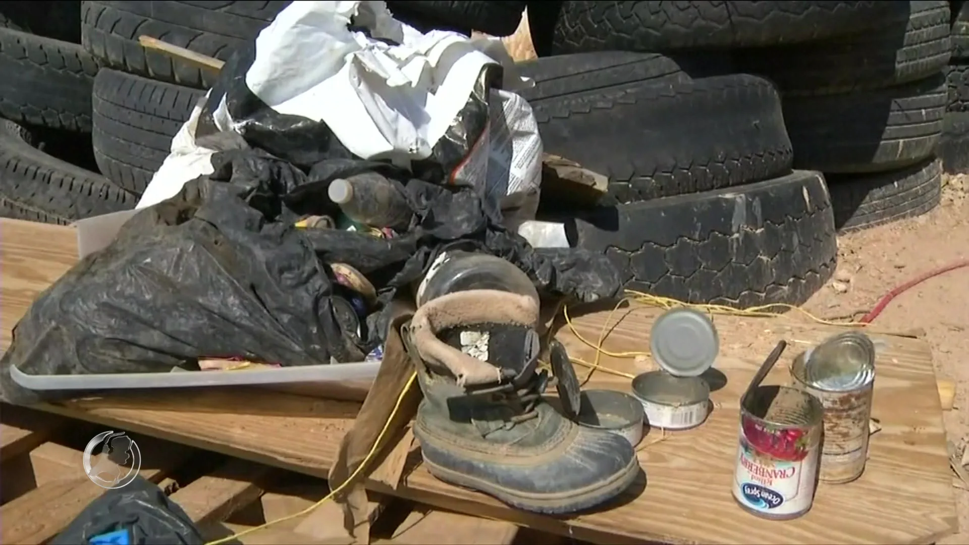 Elf verzwakte kinderen gered uit ondergronds wooncomplex VS