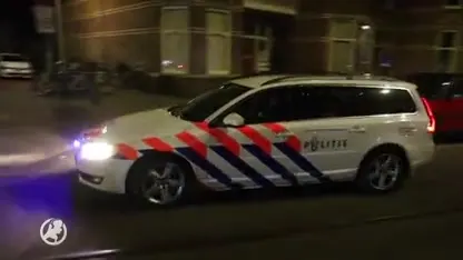 Gewonde na schietpartij in woning Den Haag, verdachten rennen weg