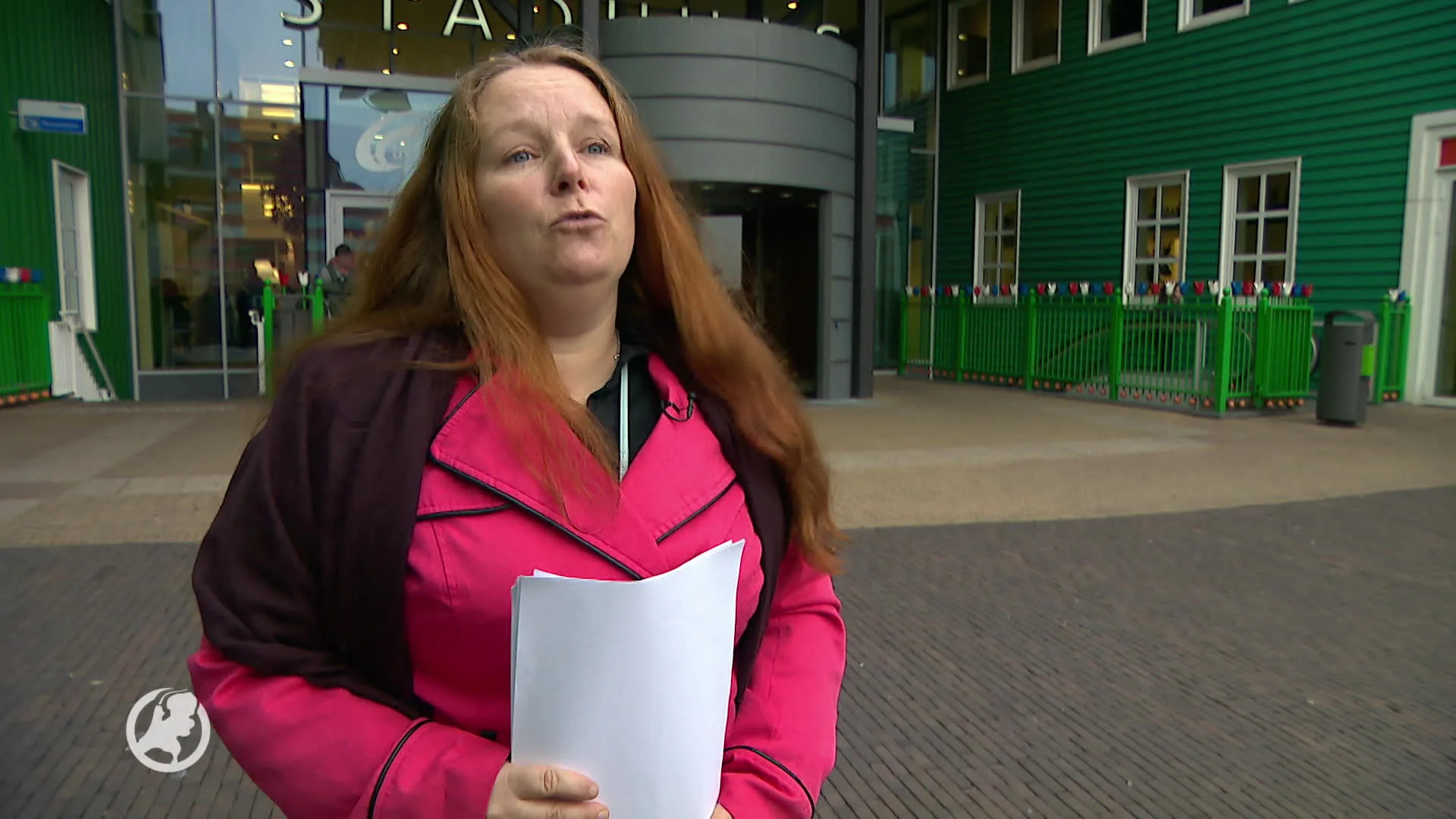 Zaandamse Heidi biedt petitie aan: 'Bij elke brug een brugwachter'