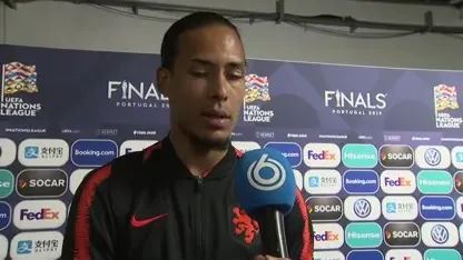 Uitgefloten Van Dijk: 'Het doet mij eerlijk gezegd niet zoveel'