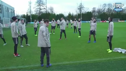 Ten Hag kraakt kunstgras opnieuw af: 'Slecht voor het voetbal'