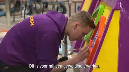 Asielzoekers helpen bij carnaval
