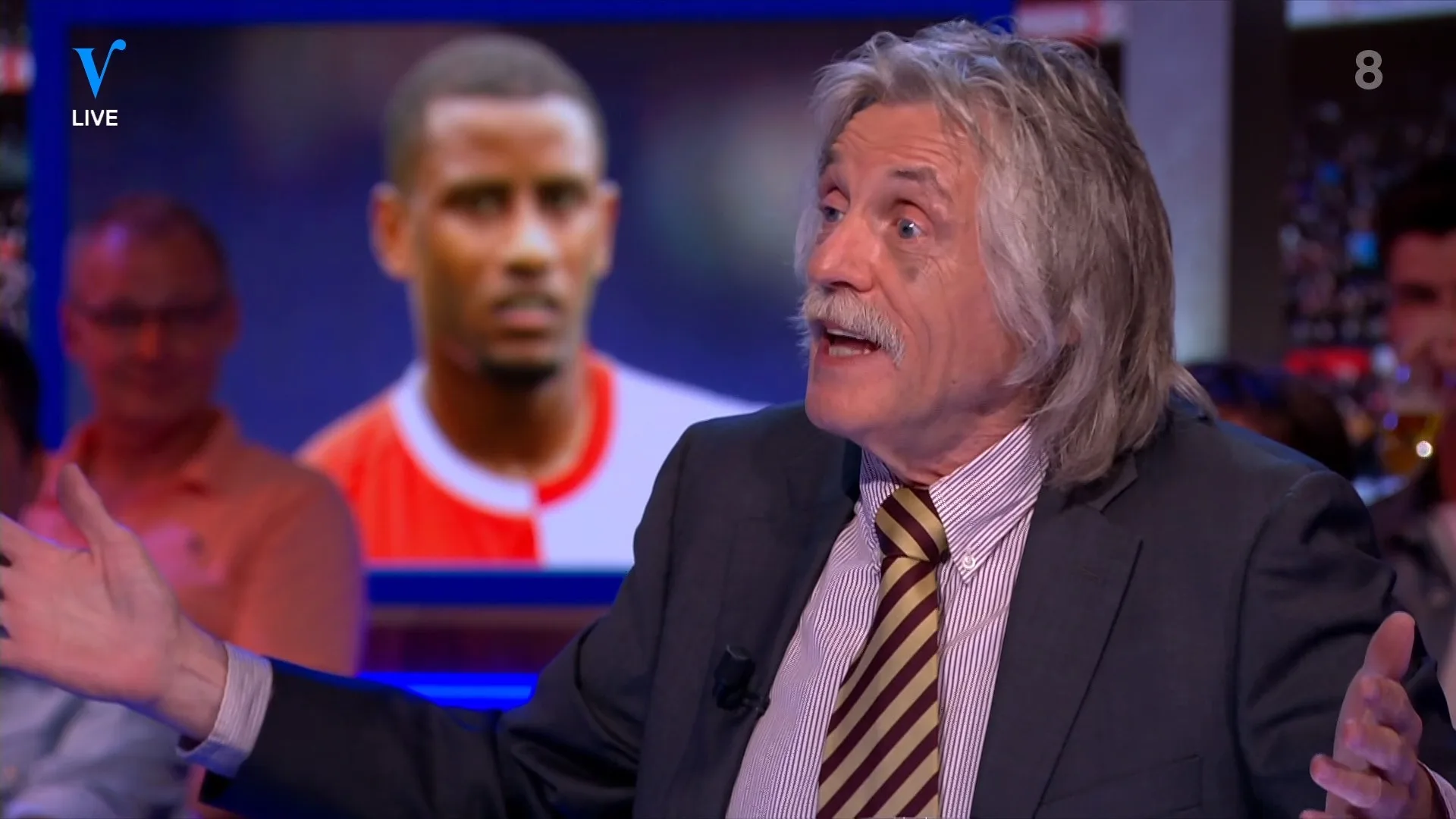 Johan kraakt 'slapzak' Narsingh: 'Als je niet wil winnen moet je Narsingh halen'