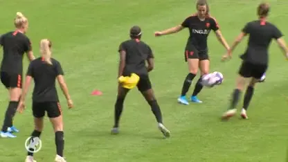 Oranje traint dag voor finale zonder Lieke Martens