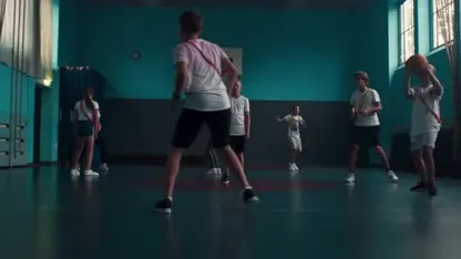 Gepeste Jesse nu ster van de klas door glansrol in clip rapper Snelle