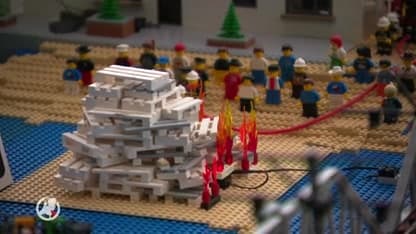 Brandweermannen Evert en André met hun 'rampenstad' naar LEGO-walhalla