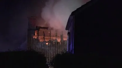 Grote uitslaande brand verwoest twee woningen in Megchelen