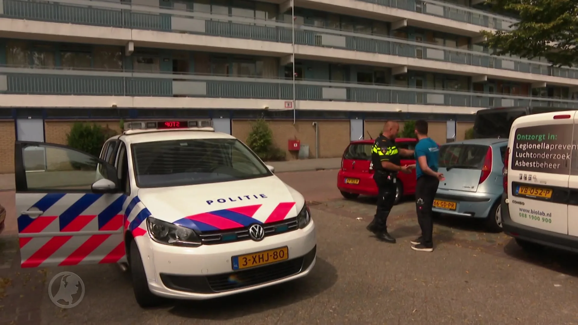 Politie voert actie voor betere cao en geeft minder bekeuringen