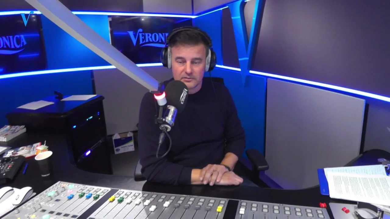 BIZAR: Telefoongesprek Veronica Inside afgeluisterd