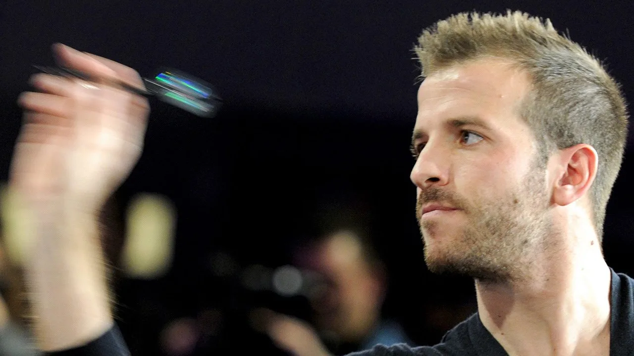 Van der Vaart: ‘Ik ben de beste darter onder de voetballers’