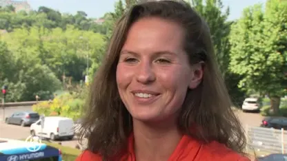 Bijgeloof: Sari van Veenendaalheeft heeft één te krappe voetbalschoen