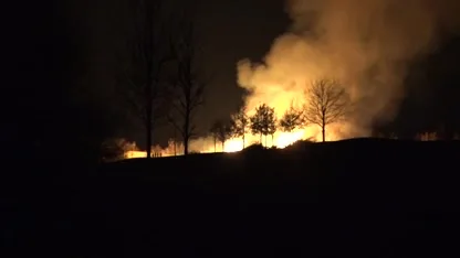Grote brand in palletfabriek naast NAVO-hoofdkwartier in Brunssum