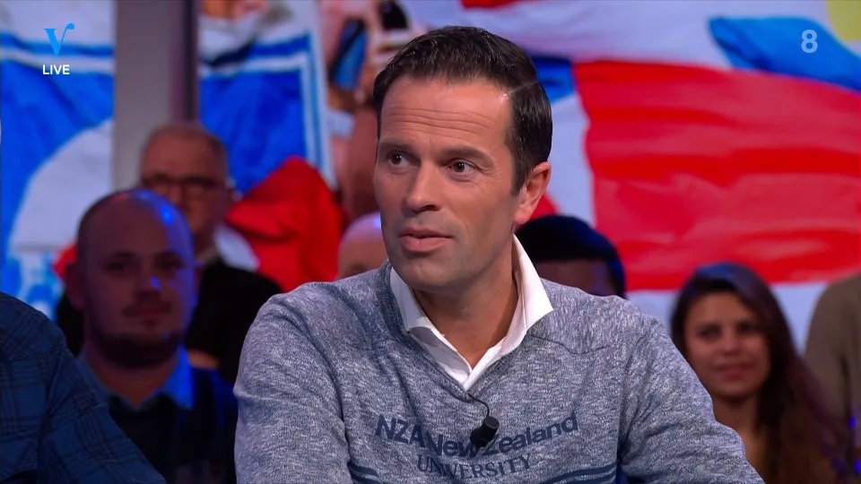 Bavaria Zo. moment: Kan Bas Nijhuis een balletje trappen?