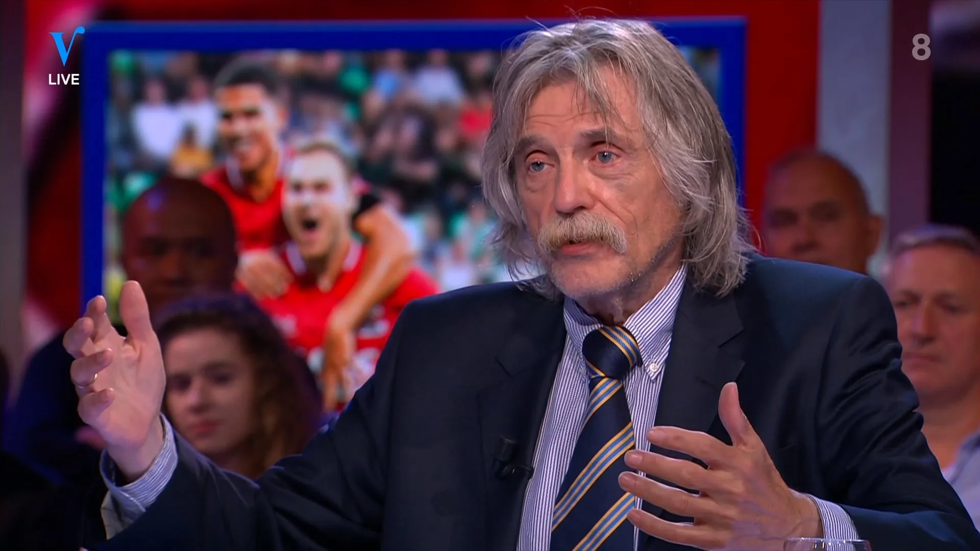 Op kanaal 14 van KPN: 'De Kuip zal de jonge spelers van AZ imponeren'