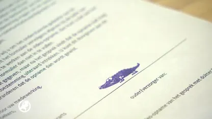 Zwolse huisartsen met paarse krokodil in actie tegen regeldruk