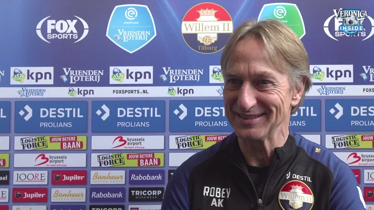 Koster over succes Willem II: 'We lopen nog niet de polonaise'