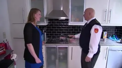 Kersverse ouders krijgen bezoek van brandweer